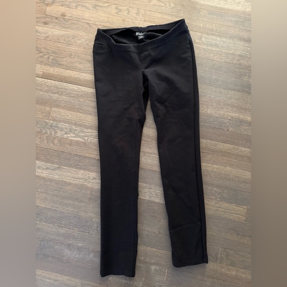 Loved by Heidi Klum Maternity Black Skinny Pants size medium - Picture 2 of 9